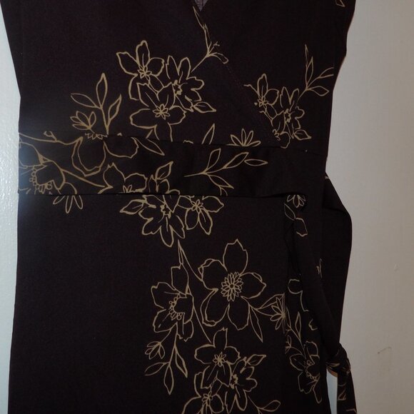 B Smart Floral Faux Wrap Dress Sz 5/6 - Picture 3 of 6